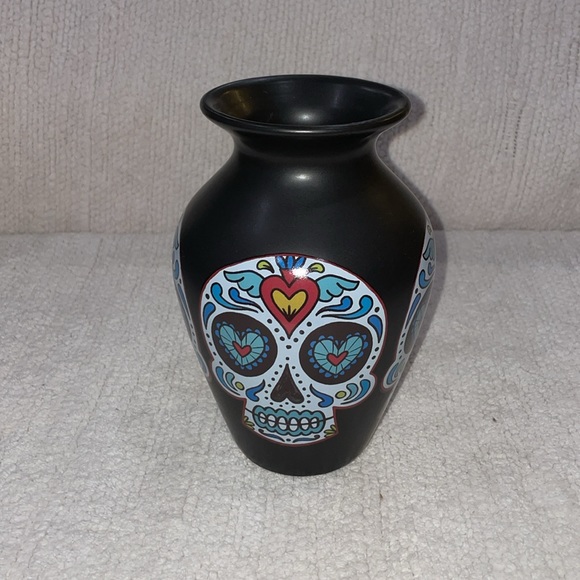 Vase 💀 - Picture 2 of 4